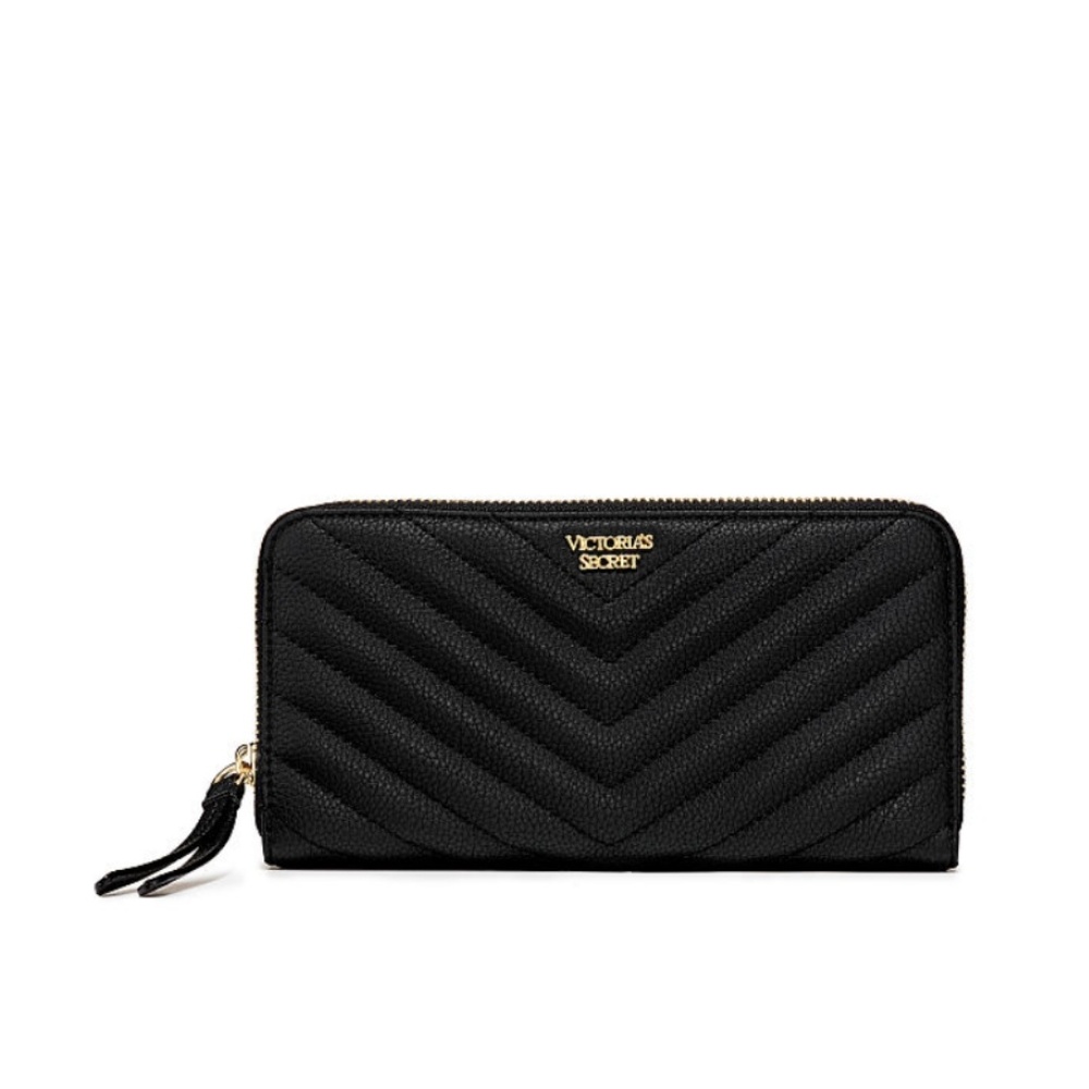Victoria's Secret Pebbled Zip Wallet